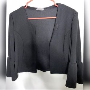 Black cropped trumpet sleeve blazer
